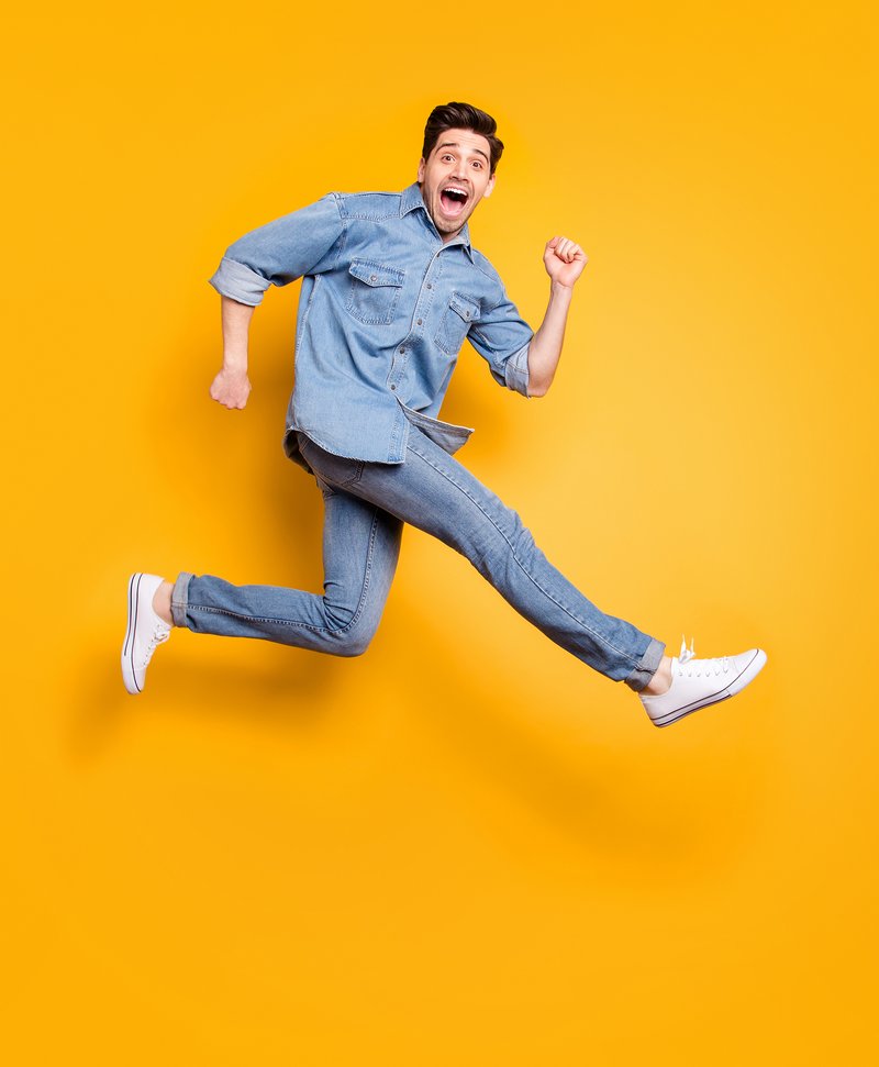 Dieser Mann freut sich über effiziente Prozesse Dieser Mann freut sich über effiziente Prozesse